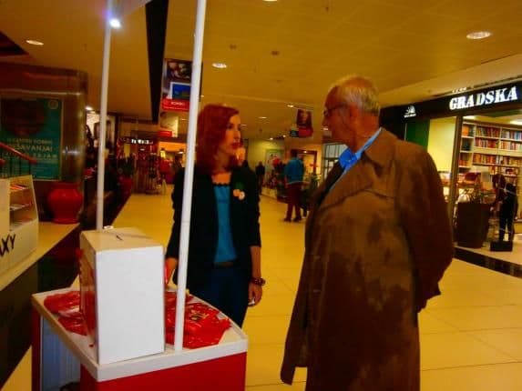 CGO održao akciju “Pozovi: spriječi ili liječi korupciju!” CGO održao akciju “Pozovi: spriječi ili liječi korupciju!”