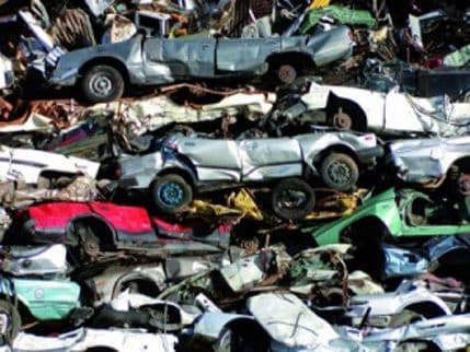 U Italiji zaustavljen kamion sa tonama otpada na putu ka Crnoj Gori U Italiji zaustavljen kamion sa tonama otpada na putu ka Crnoj Gori