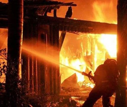 Indija: 15 mrtvih u požaru Indija: 15 mrtvih u požaru