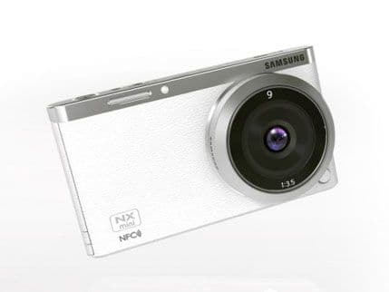 Samsungov fotoaparat za selfi generaciju Samsungov fotoaparat za selfi generaciju