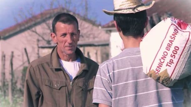 Boris Bogdanović autor kampanje sa ćutljivom djevojkom i spotom „Ajd polako“ Boris Bogdanović autor kampanje sa ćutljivom djevojkom i spotom „Ajd polako“