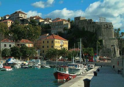 PZP: SNP neće imati sjutra kandidata za prvog čovjeka HN, DPS: Jedino rješenje prijevremeni izbori PZP: SNP neće imati sjutra kandidata za prvog čovjeka HN, DPS: Jedino rješenje prijevremeni izbori