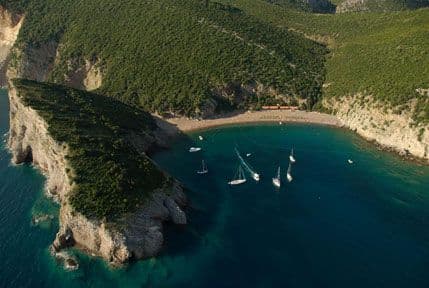 Tenderska komisija: Ugovor o prodaji Kraljičine plaže nije štetan Tenderska komisija: Ugovor o prodaji Kraljičine plaže nije štetan