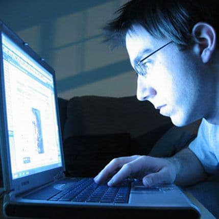 Pornografija može da uništi brak? Pornografija može da uništi brak?