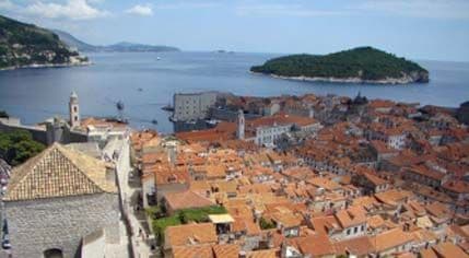 Dovezao se taksijem iz Beča do Dubrovnika i pobjegao Dovezao se taksijem iz Beča do Dubrovnika i pobjegao