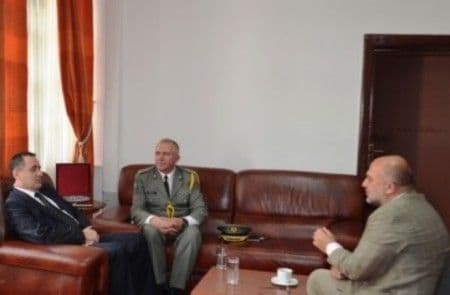 Albanska podrška CG integracijama Albanska podrška CG integracijama