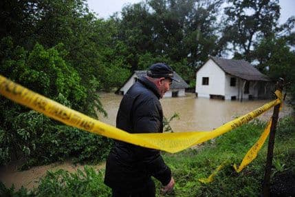 Najkritičnije u Obrenovcu i Svilajncu, u BIH strahuju od klizišta Najkritičnije u Obrenovcu i Svilajncu, u BIH strahuju od klizišta