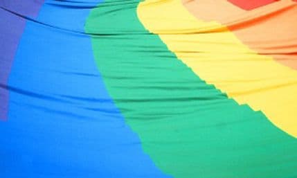 NVO Juventas: LGBT osobe i dalje diskriminisane NVO Juventas: LGBT osobe i dalje diskriminisane