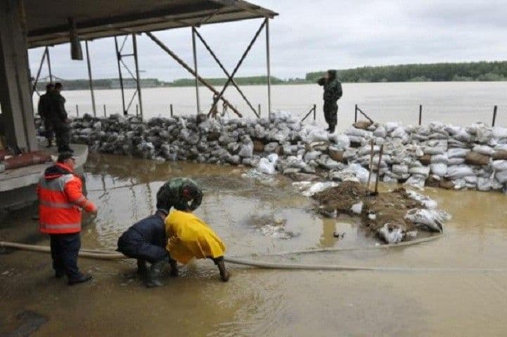 Poplave u Srbiji: Pet žrtava do sada, Sava najveća opasnost Poplave u Srbiji: Pet žrtava do sada, Sava najveća opasnost