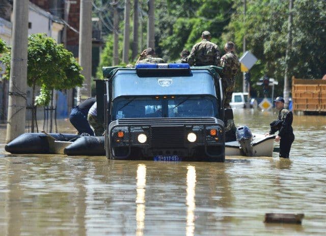 VUČIĆ: Nađeno 12 tijela u Obrenovcu VUČIĆ: Nađeno 12 tijela u Obrenovcu