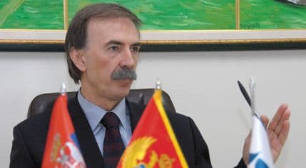 Članovi Srpsko- crnogorskog poslovnog kluba uputili pomoć Članovi Srpsko- crnogorskog poslovnog kluba uputili pomoć