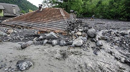VIDEO, FOTO: Slike pustoši iz Bosne VIDEO, FOTO: Slike pustoši iz Bosne