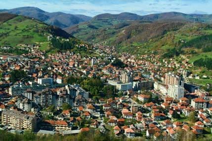 Bijelo Polje i dalje prikuplja pomoć za Srbiju i BiH, javilo se preko 100 privrednika Bijelo Polje i dalje prikuplja pomoć za Srbiju i BiH, javilo se preko 100 privrednika