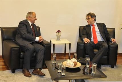 Studija izvodljivosti za zaštitu malih investitora Studija izvodljivosti za zaštitu malih investitora