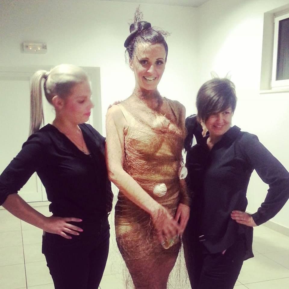 FOTO: Kotoranka model za frizure na svjetskom takmičenju frizera i šminkera FOTO: Kotoranka model za frizure na svjetskom takmičenju frizera i šminkera