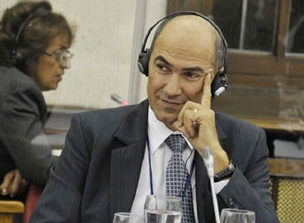 Janši uručen poziv za izdržavanje zatvorske kazne Janši uručen poziv za izdržavanje zatvorske kazne