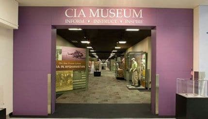 Tajni muzej CIA: Špijunski uređaji u Bondovom stilu (FOTO) Tajni muzej CIA: Špijunski uređaji u Bondovom stilu (FOTO)