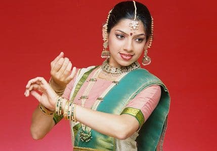 Tradicionalni indijski Kathak ples u Tivtu i Bečićima Tradicionalni indijski Kathak ples u Tivtu i Bečićima