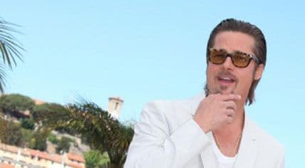 Bred Pit dobio udarac na holivudskoj premijeri Bred Pit dobio udarac na holivudskoj premijeri