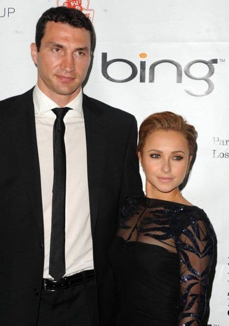 Glavna glumica "Heroja" i vjerenica Vladimira Klička, otkrila da je trudna Glavna glumica "Heroja" i vjerenica Vladimira Klička, otkrila da je trudna