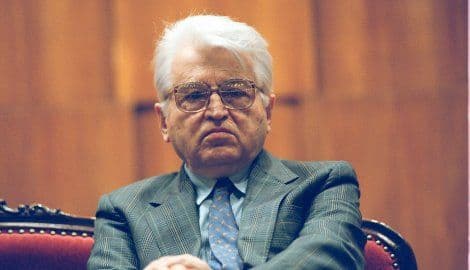 Dobrica Ćosić prije smrti prozvao Džomića Dobrica Ćosić prije smrti prozvao Džomića