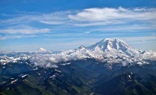 SAD: Šest planinara poginulo tokom uspona na vrh Rejnir SAD: Šest planinara poginulo tokom uspona na vrh Rejnir
