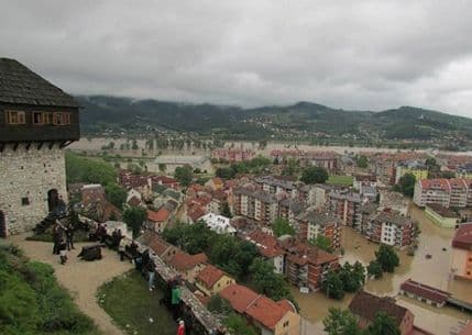 Doboj: Ukradena humanitarna pomoć iz crkve Doboj: Ukradena humanitarna pomoć iz crkve