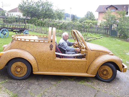 Kako je Momir iz sela Bojići napravio drvenu bubu od milion dolara Kako je Momir iz sela Bojići napravio drvenu bubu od milion dolara