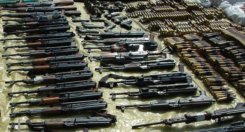 Uhapšena grupa sa Balkana zbog trgovine oružjem Uhapšena grupa sa Balkana zbog trgovine oružjem