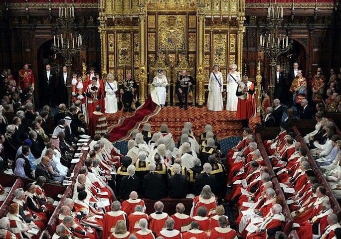 Kraljica najavila 11 novih zakona Kraljica najavila 11 novih zakona