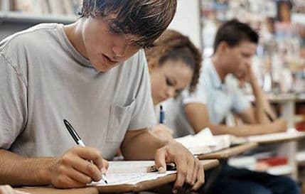 Ispiti iz stranog jezika i matematike 1. i 2. juna Ispiti iz stranog jezika i matematike 1. i 2. juna