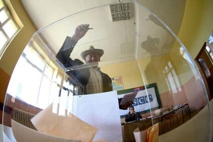 Izbori na Kosovu: Uhapšene četiri osobe zbog korupcije Izbori na Kosovu: Uhapšene četiri osobe zbog korupcije