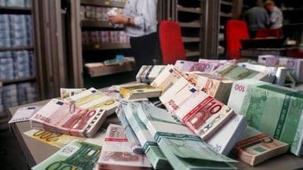 Ko će dobiti šansu da restrukturira loše kredite? Ko će dobiti šansu da restrukturira loše kredite?