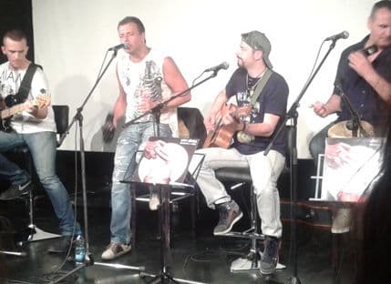 „Van Gog“ predstavio novi album „Neumeren u svemu“ „Van Gog“ predstavio novi album „Neumeren u svemu“