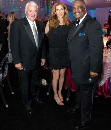 Monika Seleš se udaje za milionera Monika Seleš se udaje za milionera