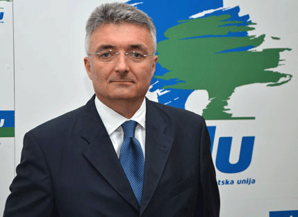 Vlahović: Crnoj Gori su potrebne promjene, ali ne sa bilo kim Vlahović: Crnoj Gori su potrebne promjene, ali ne sa bilo kim