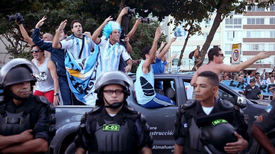 Fox News: 50.000 navijača iz Argentine strah i trepet u Brazilu! Fox News: 50.000 navijača iz Argentine strah i trepet u Brazilu!