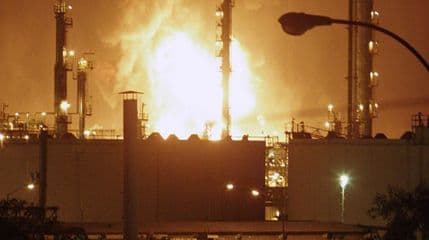 Sibir: Najmanje petero mrtvih u eksploziji rafinerije (VIDEO) Sibir: Najmanje petero mrtvih u eksploziji rafinerije (VIDEO)