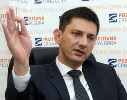 PAJOVIĆ: Nereformisanje bezbjednosnih službi opterećuje proces NATO integracija PAJOVIĆ: Nereformisanje bezbjednosnih službi opterećuje proces NATO integracija