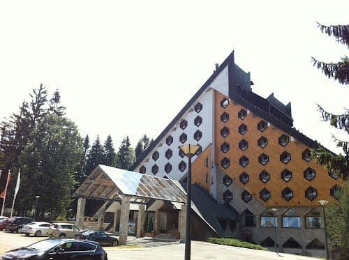 Riješen “bombaški” napad na “Bjanku”, uhapšen Kolašinac Riješen “bombaški” napad na “Bjanku”, uhapšen Kolašinac