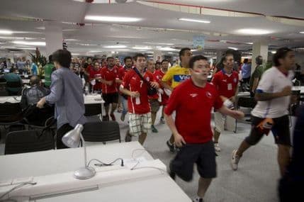 VIDEO: Čileanci napravili haos na Marakani VIDEO: Čileanci napravili haos na Marakani