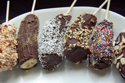 Čokoladni ražnjići od banana Čokoladni ražnjići od banana