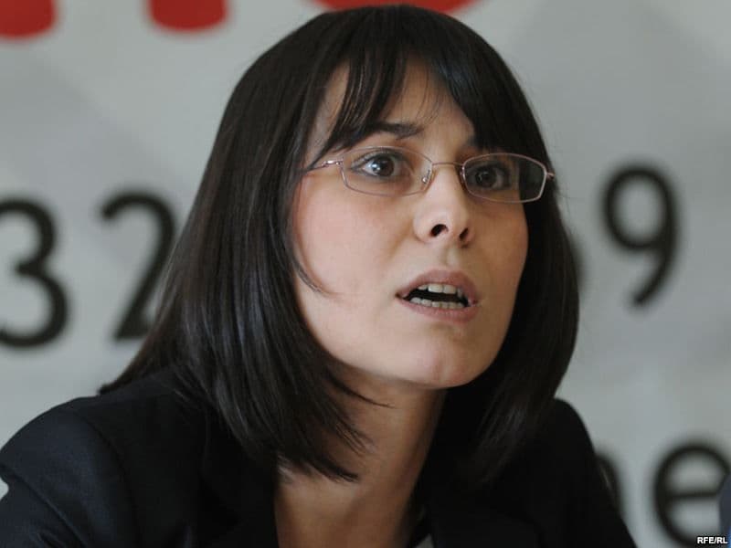 Delegacija EU oštro osudila pisanje "Informera" o Vanji Ćalović Delegacija EU oštro osudila pisanje "Informera" o Vanji Ćalović