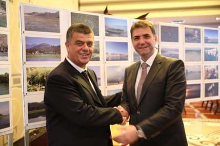 Ivanović u Skadru: Poljoprivreda, turizam i ekologija šanse za razvoj (VIDEO) Ivanović u Skadru: Poljoprivreda, turizam i ekologija šanse za razvoj (VIDEO)