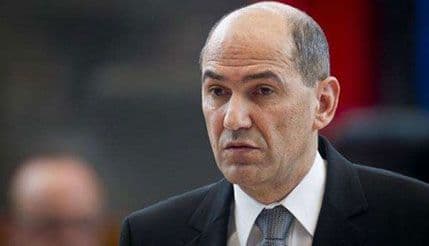 Janša danas odlazi u zatvor, pristalice ga ispraćaju Janša danas odlazi u zatvor, pristalice ga ispraćaju