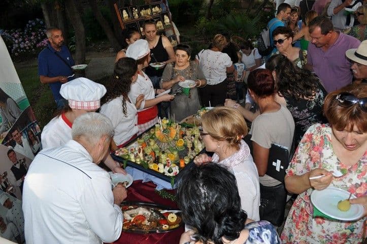 Tivat: Održan bogat “Pjat od žućenice” Tivat: Održan bogat “Pjat od žućenice”