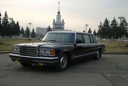 Limuzina Mihaila Gorbačova za 1.250.000 eura Limuzina Mihaila Gorbačova za 1.250.000 eura