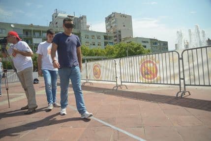 „Pijanim naočarima“ simulirali stanje alkoholisanosti „Pijanim naočarima“ simulirali stanje alkoholisanosti