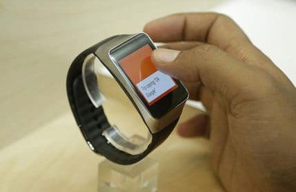 Samsung i LG predstavili svoje pametne satove Samsung i LG predstavili svoje pametne satove