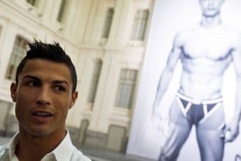 Evo zašto Ronaldo nema nijednu tetovažu na tijelu!